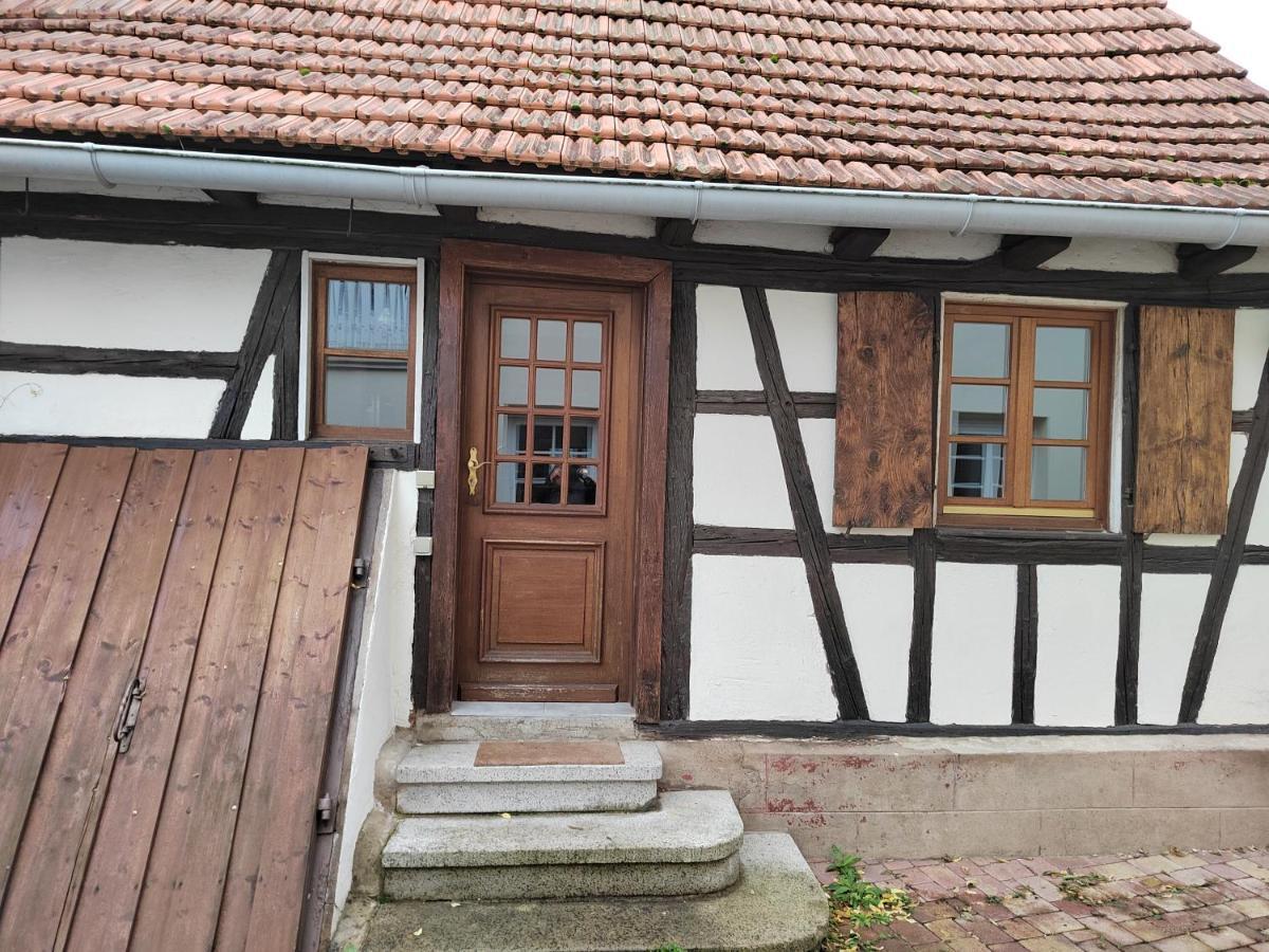 Petite Maison Alsacienne Entzheim Exterior photo